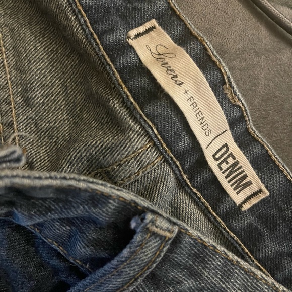 Lovers + Friends Jeremy Boyfriend Jeans in Sierra - Picture 5 of 6